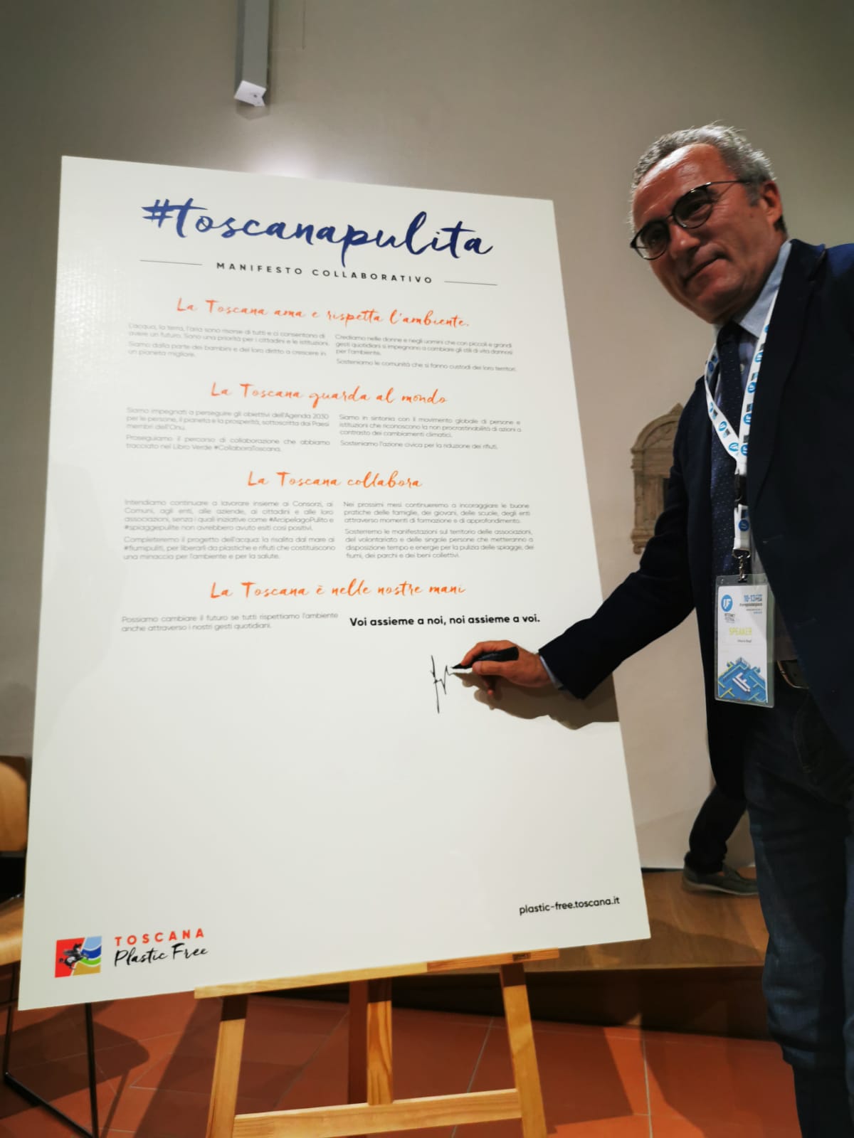 Immagine #ToscanaPulita, firmato il manifesto. Bugli: "Collaboriamo tutti insieme a risolvere il problema delle plastiche"